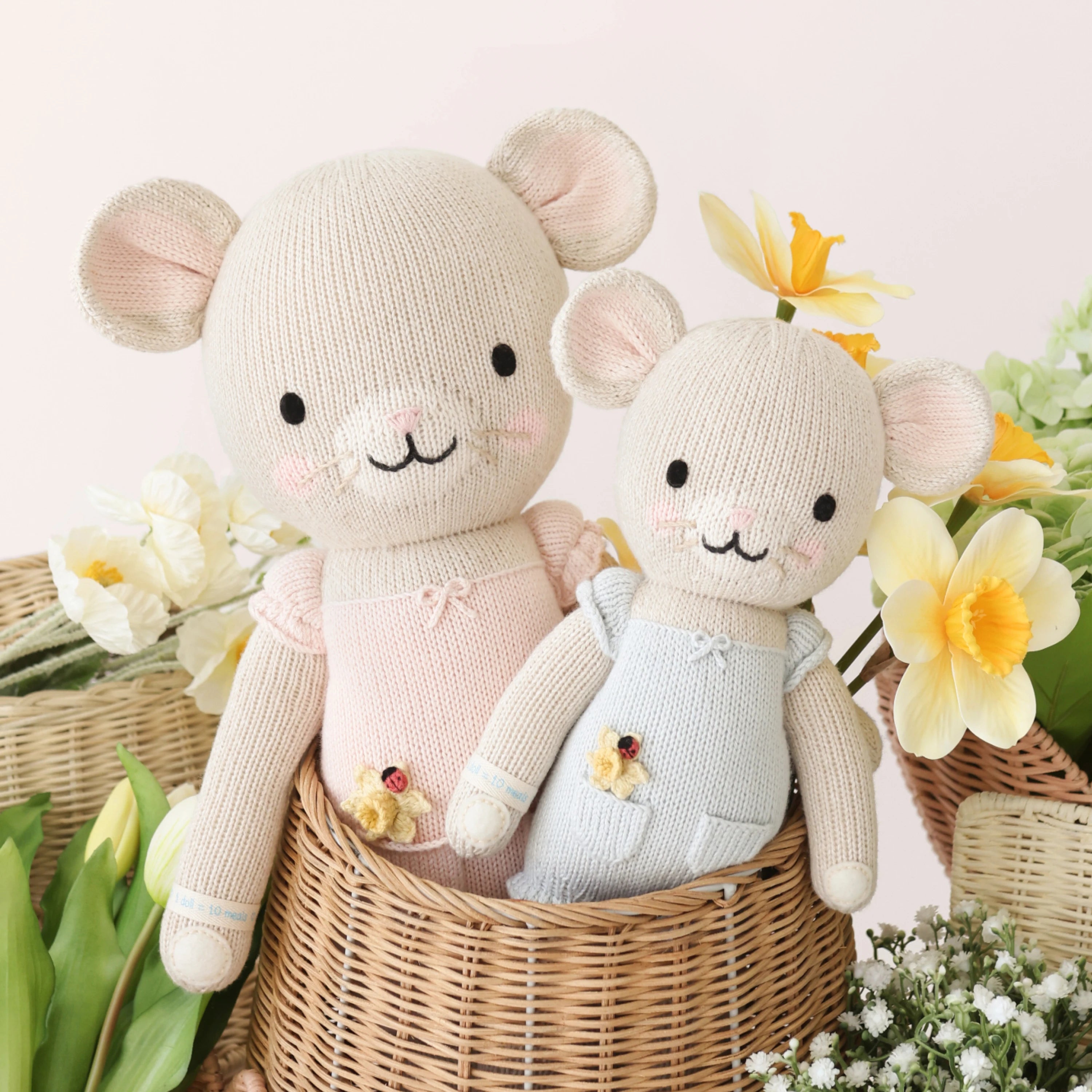 Cuddle and Kind Beatrice the Mouse (periwinkle)