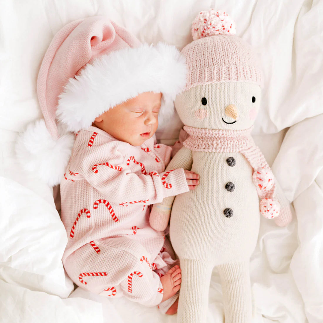 Cuddle and Kind Holly the Snowman