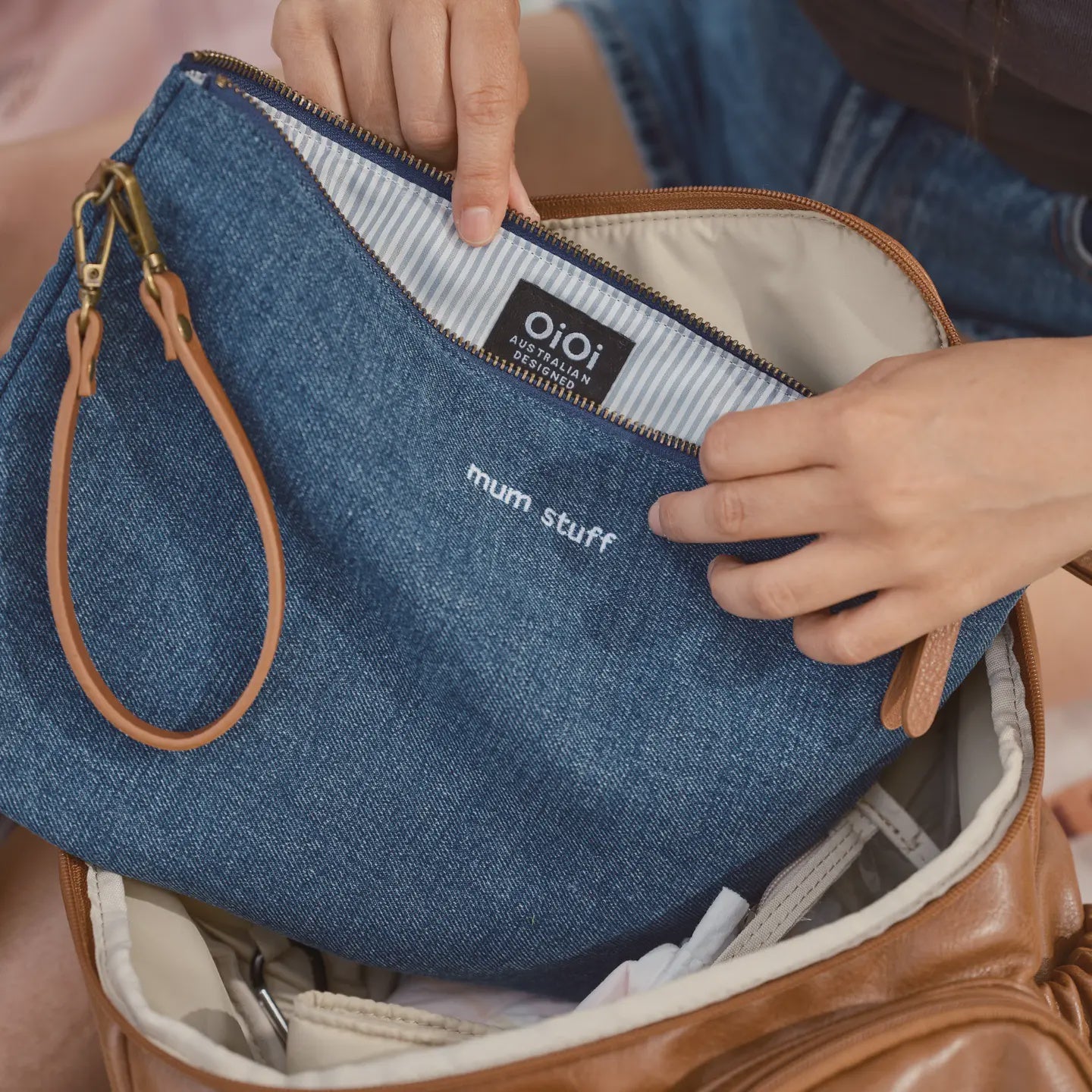 OiOi Mum Stuff Pouch (denim)