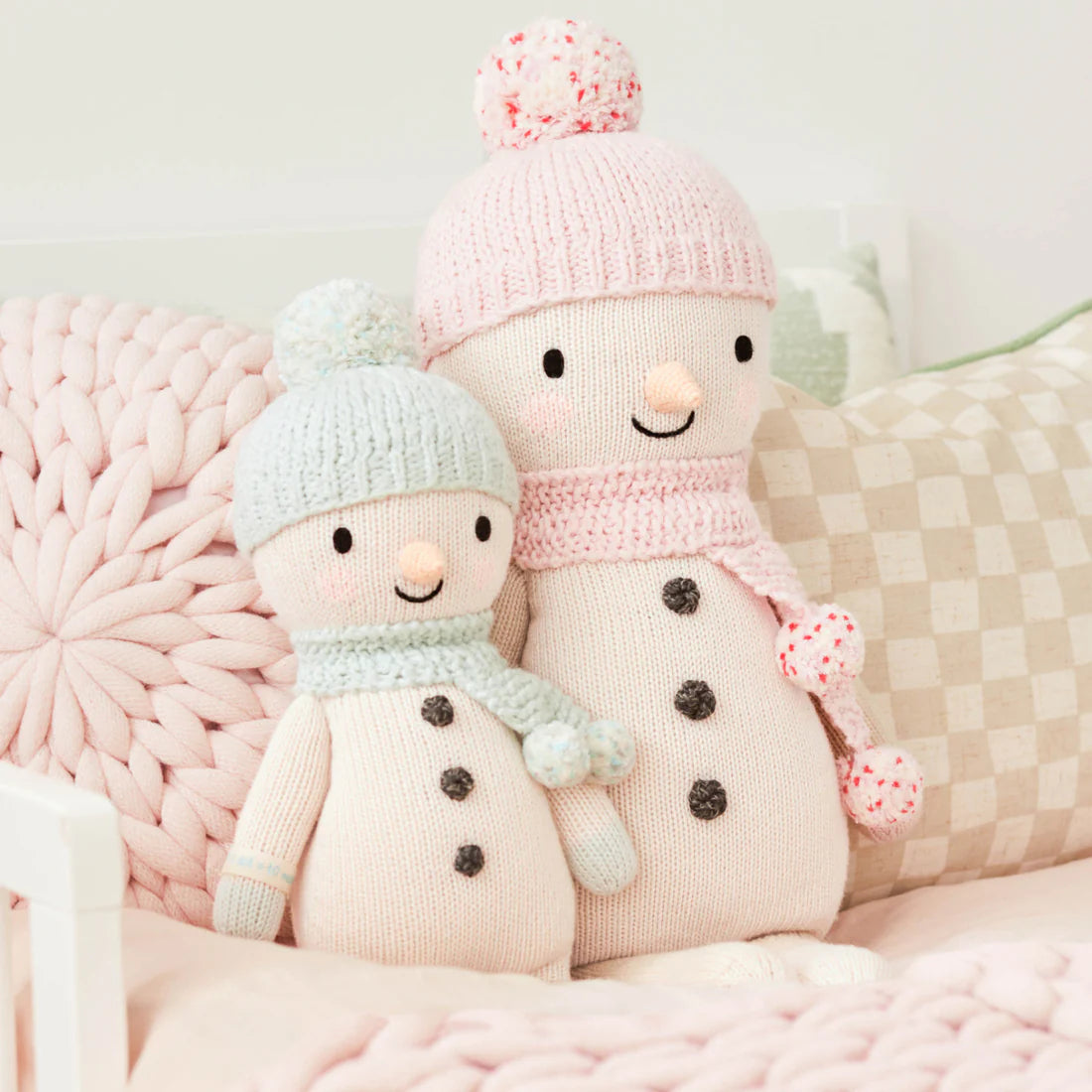 Cuddle and Kind Holly the Snowman