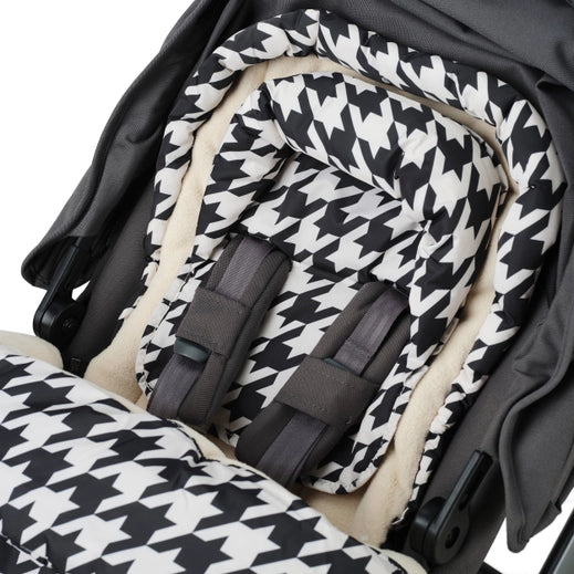 Oioi All in One Convertible Footmuff (houndstooth)