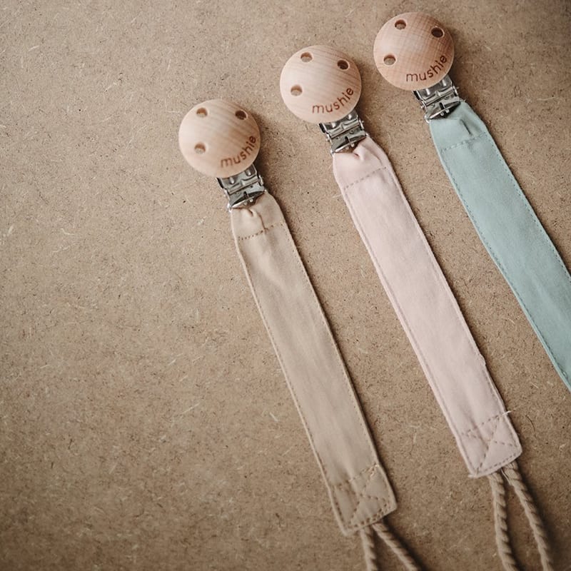 Mushie Pacifier Clip