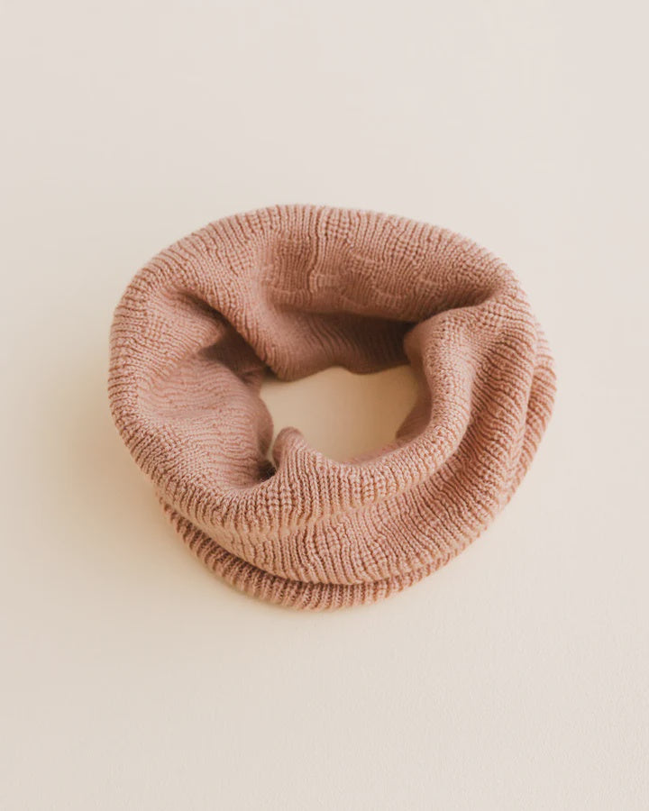 Hvid Merino Wool Gigi Scarf (rose)
