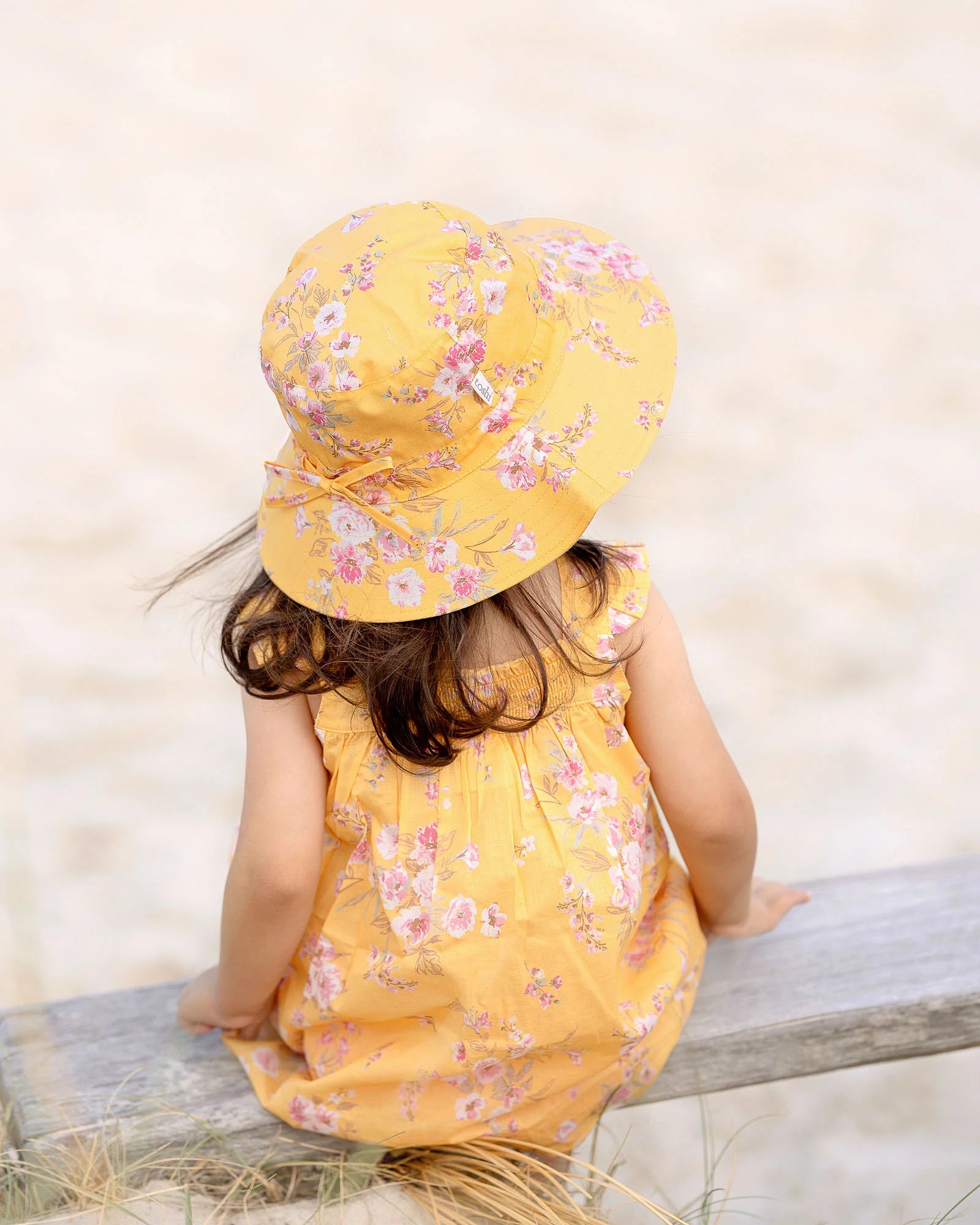 Toshi Sunhat Felicia (sunny)