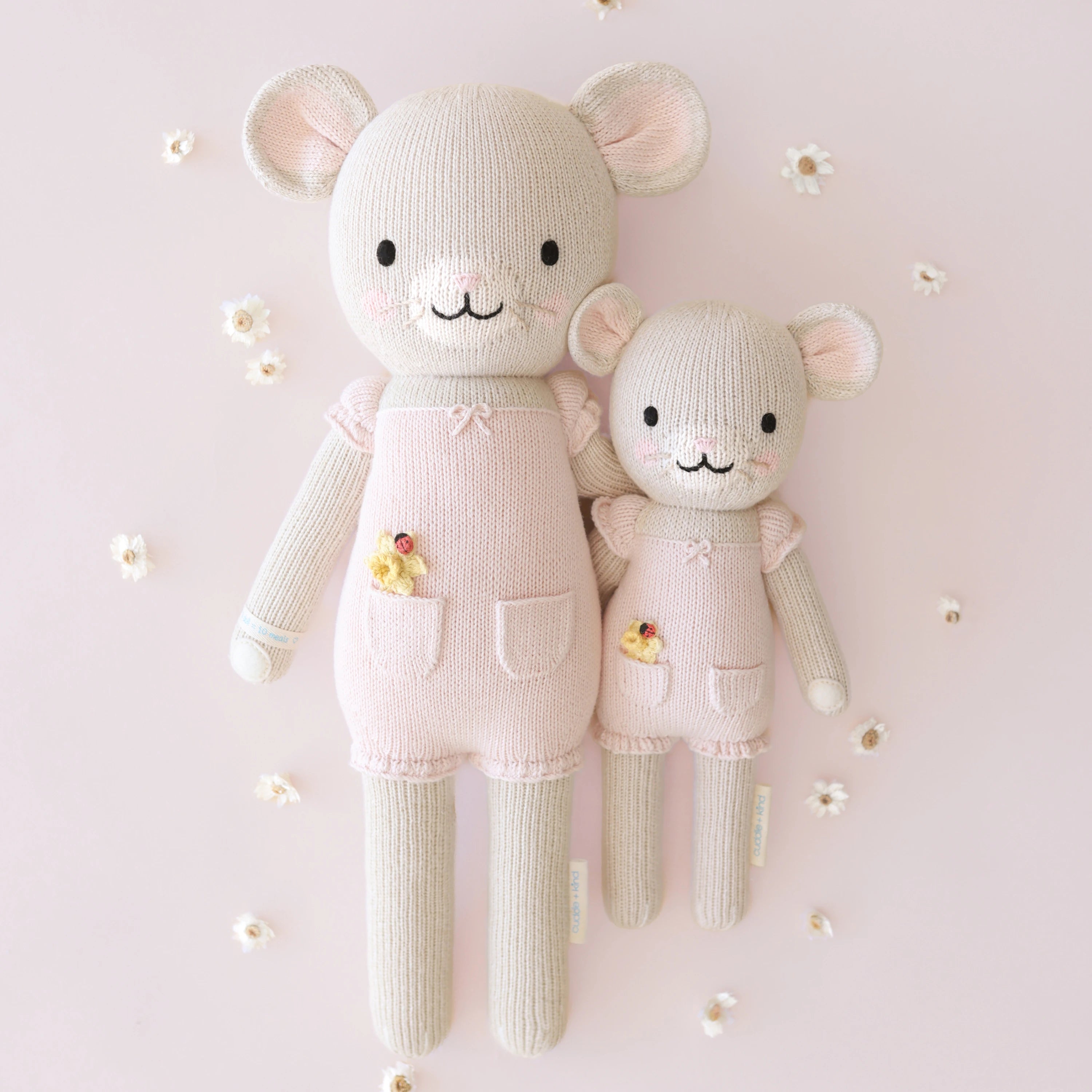 Cuddle and Kind Beatrice the Mouse(blush)