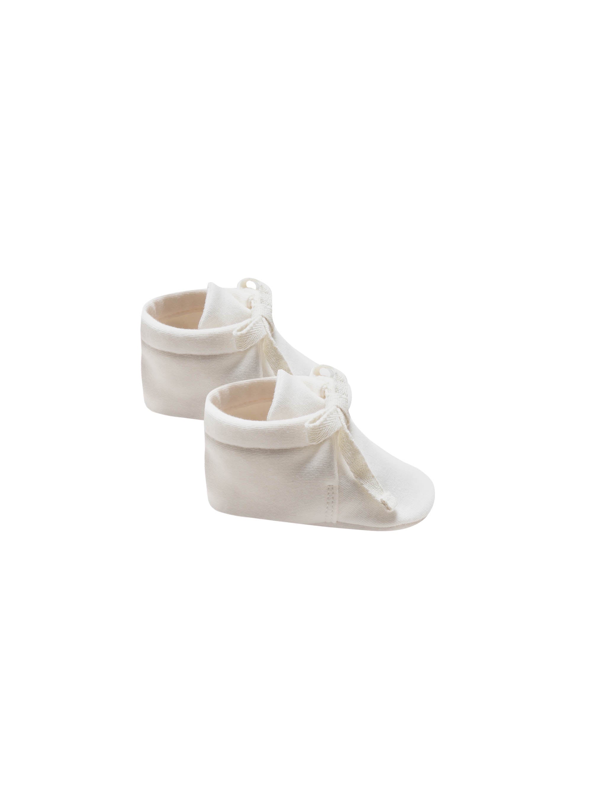 Quincy Mae Baby Booties (ivory)