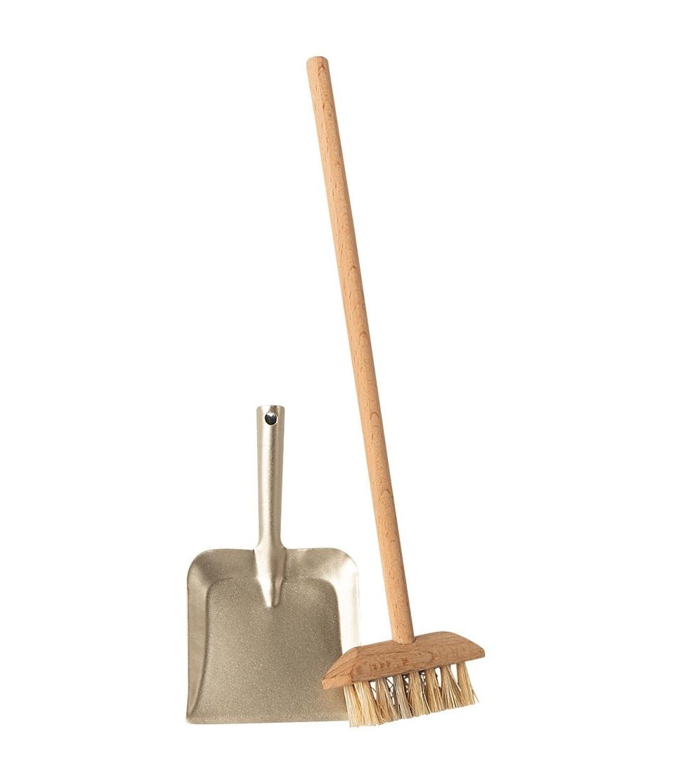 Maileg Miniture Broom Set