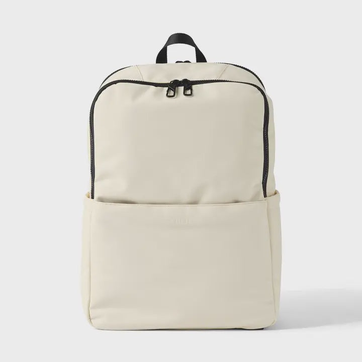 Oioi Multitasker Nappy Backpack Weatherproof (white)