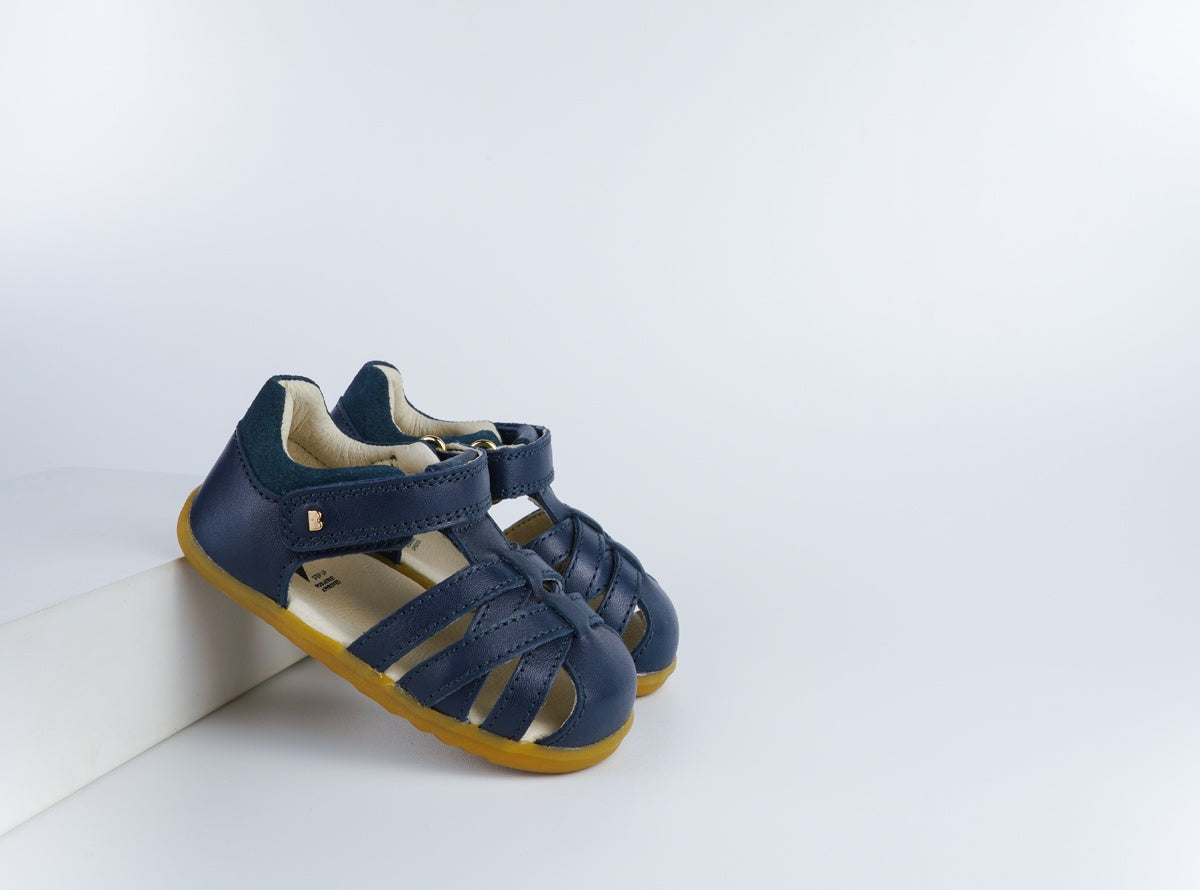 Bobux Step Up Cross Jump Sandal(navy)