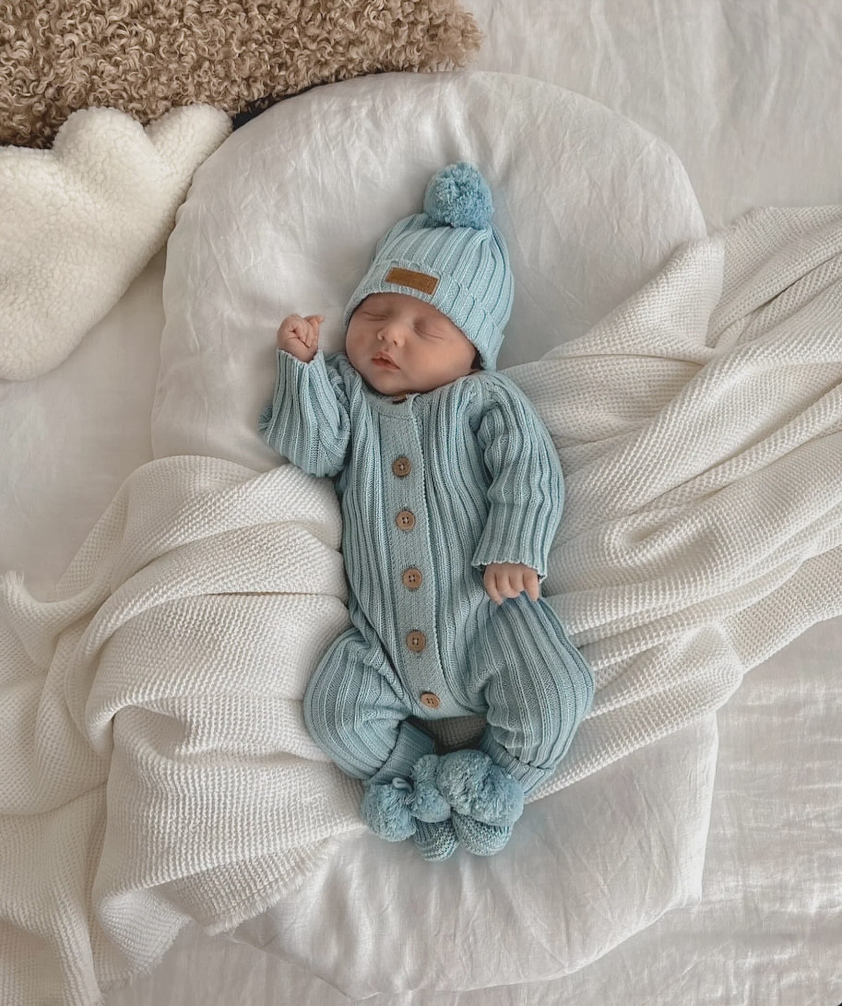 Little B's Nursery Ribbed Beanie ( sky)