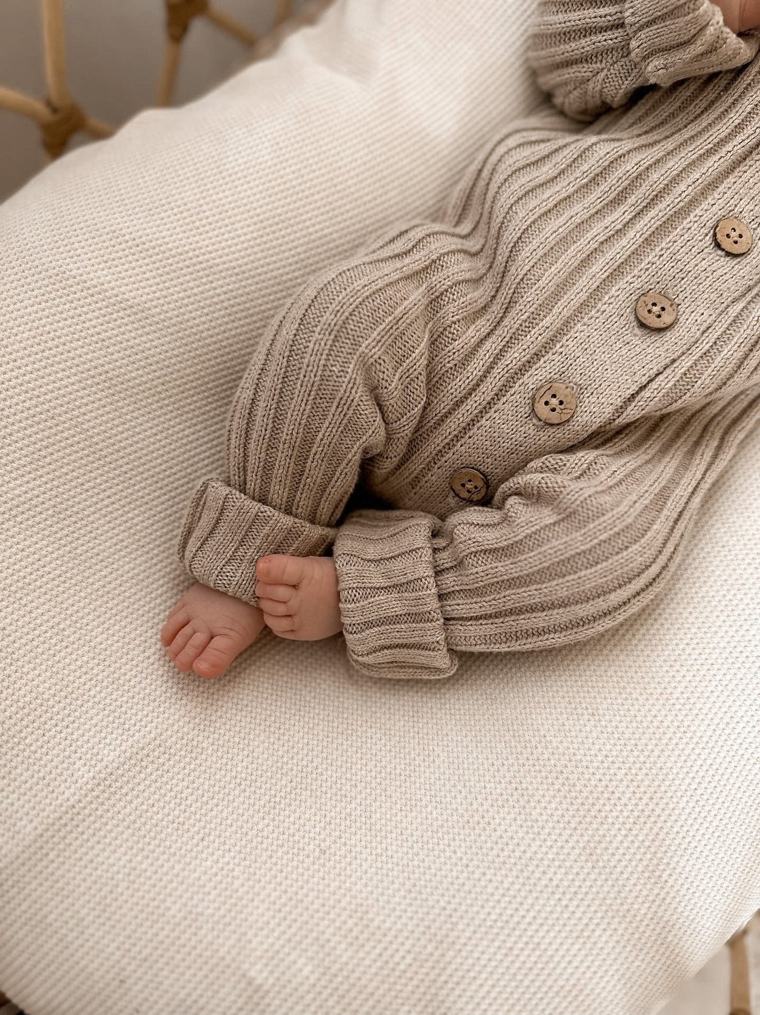Little B's Ribbed Romper (oak)