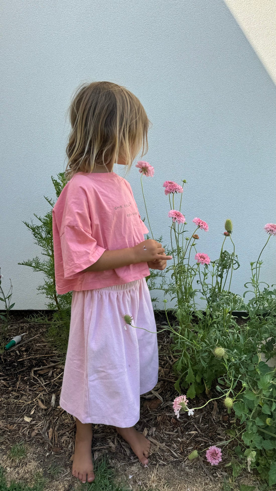 Illoura She Sell Sea Shells Tee (peony)