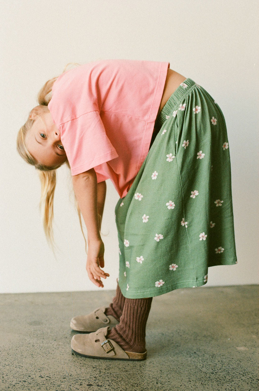 Illoura Base Skirt (field daisy print)