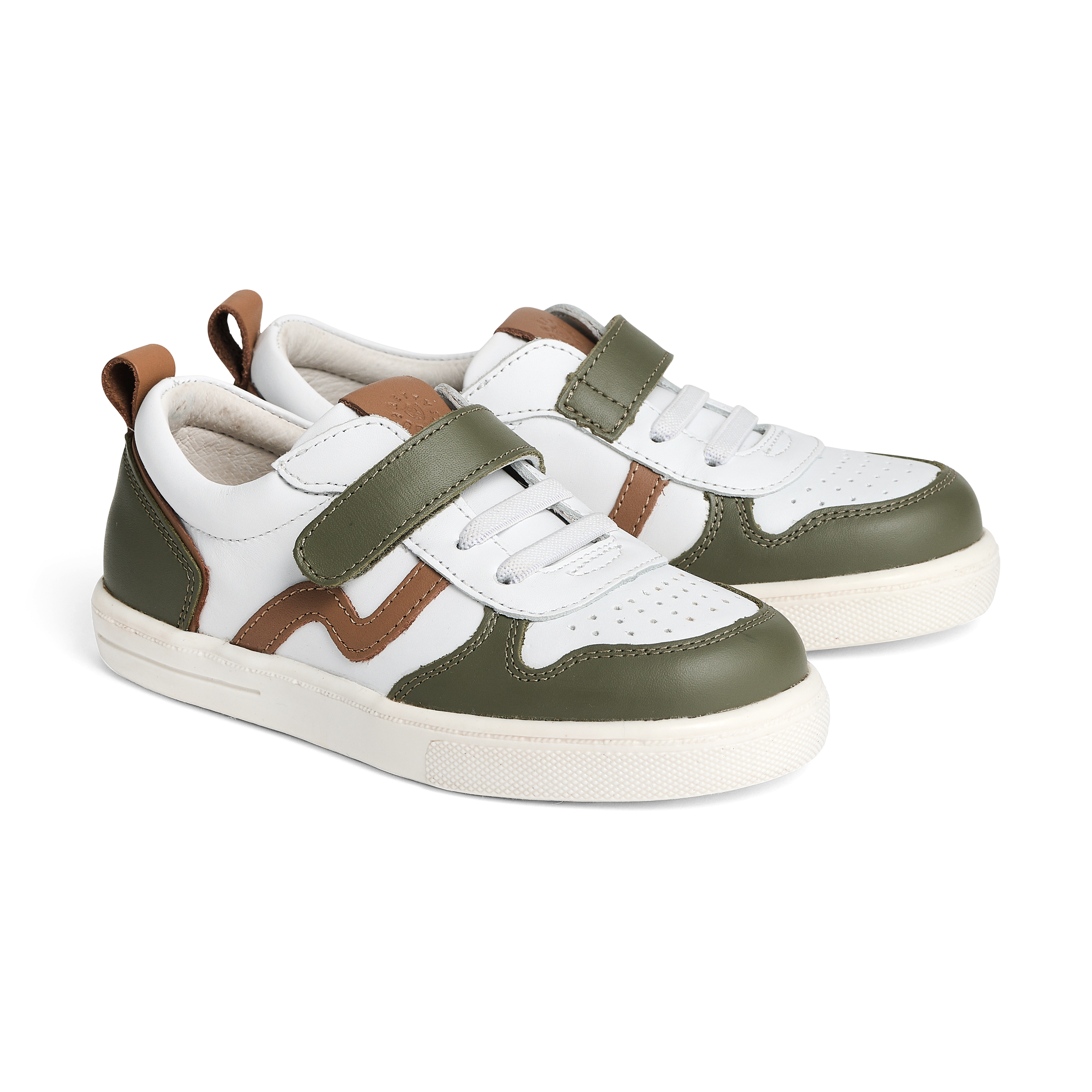 Pretty Brave XO Trainer (khaki/tan)