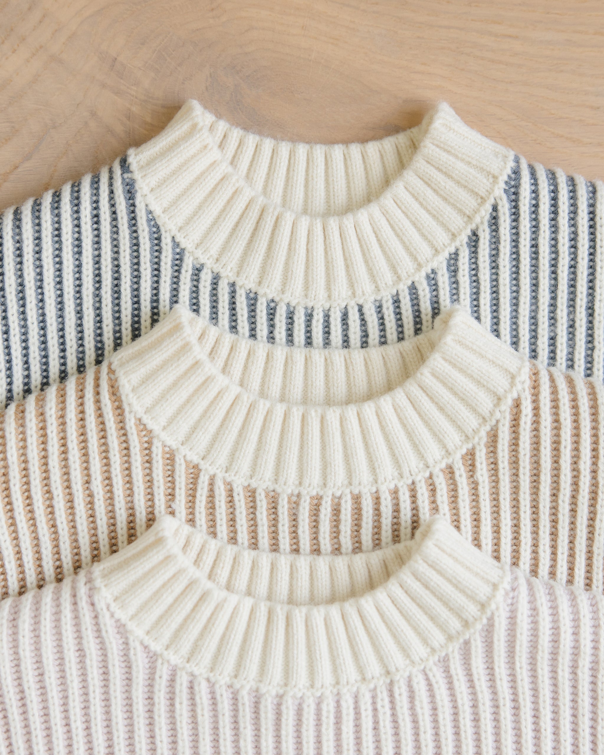 Quincy Mae Relaxed Knit Sweater (gold)