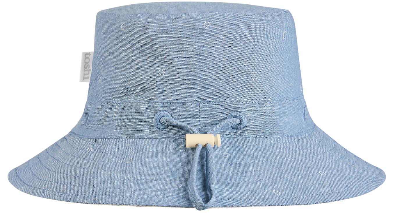 Toshi Sunhat Xavier (dusk)