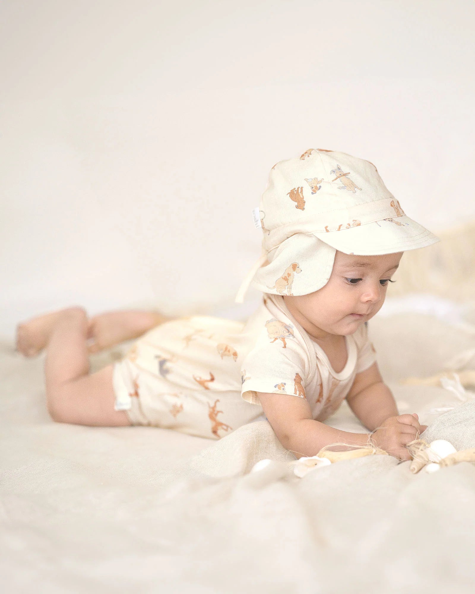 Toshi Flap Cap Bambini (Puppy love)