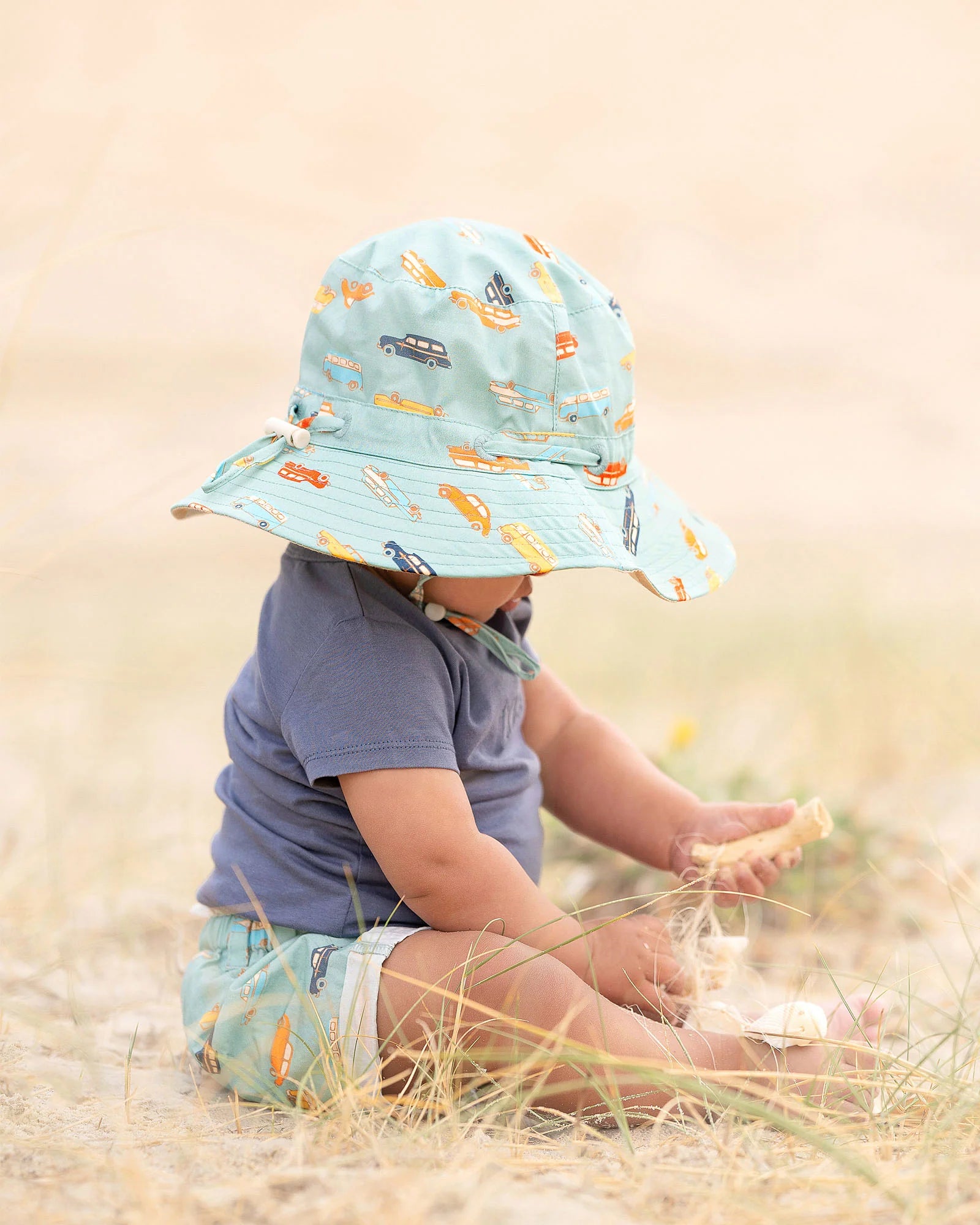 Toshi Sunhat Odyssey (wagon wheels)