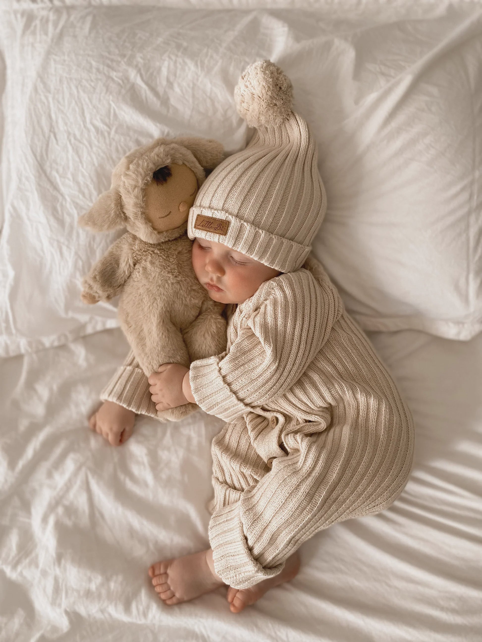 Little B's Nursery Ribbed Beanie (honey milk)