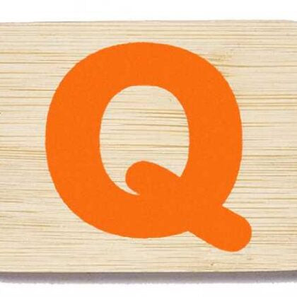 Everearth Name Train Letter "Q"