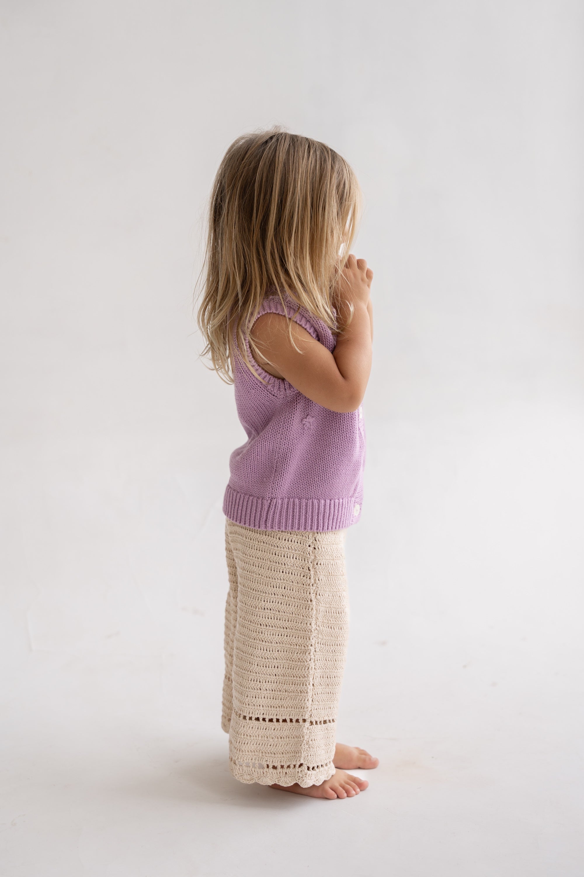 Illoura Floral Knitted Vest (mauve)