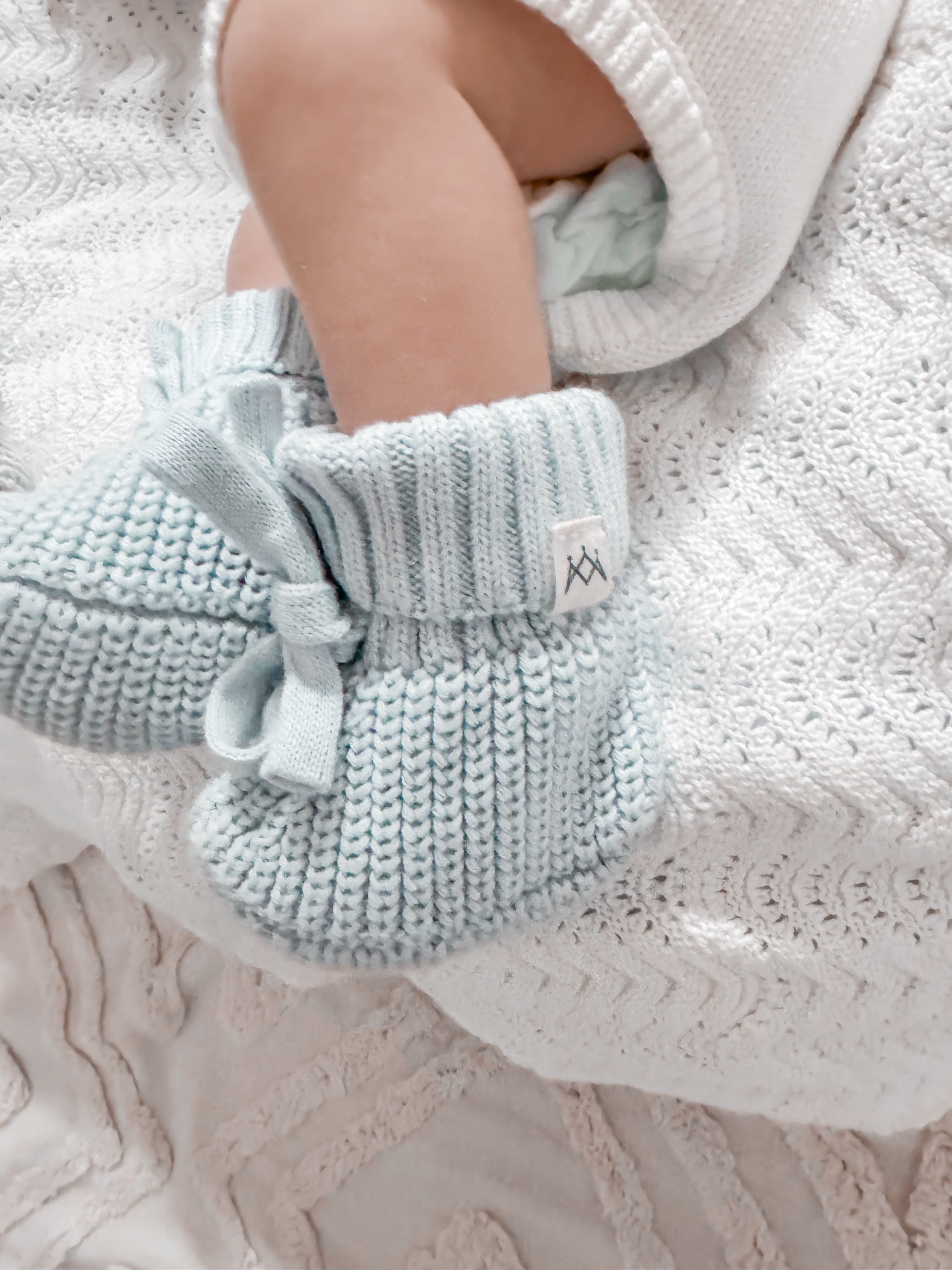 3 Little Crowns Textured Knit Booties (stormy blue)